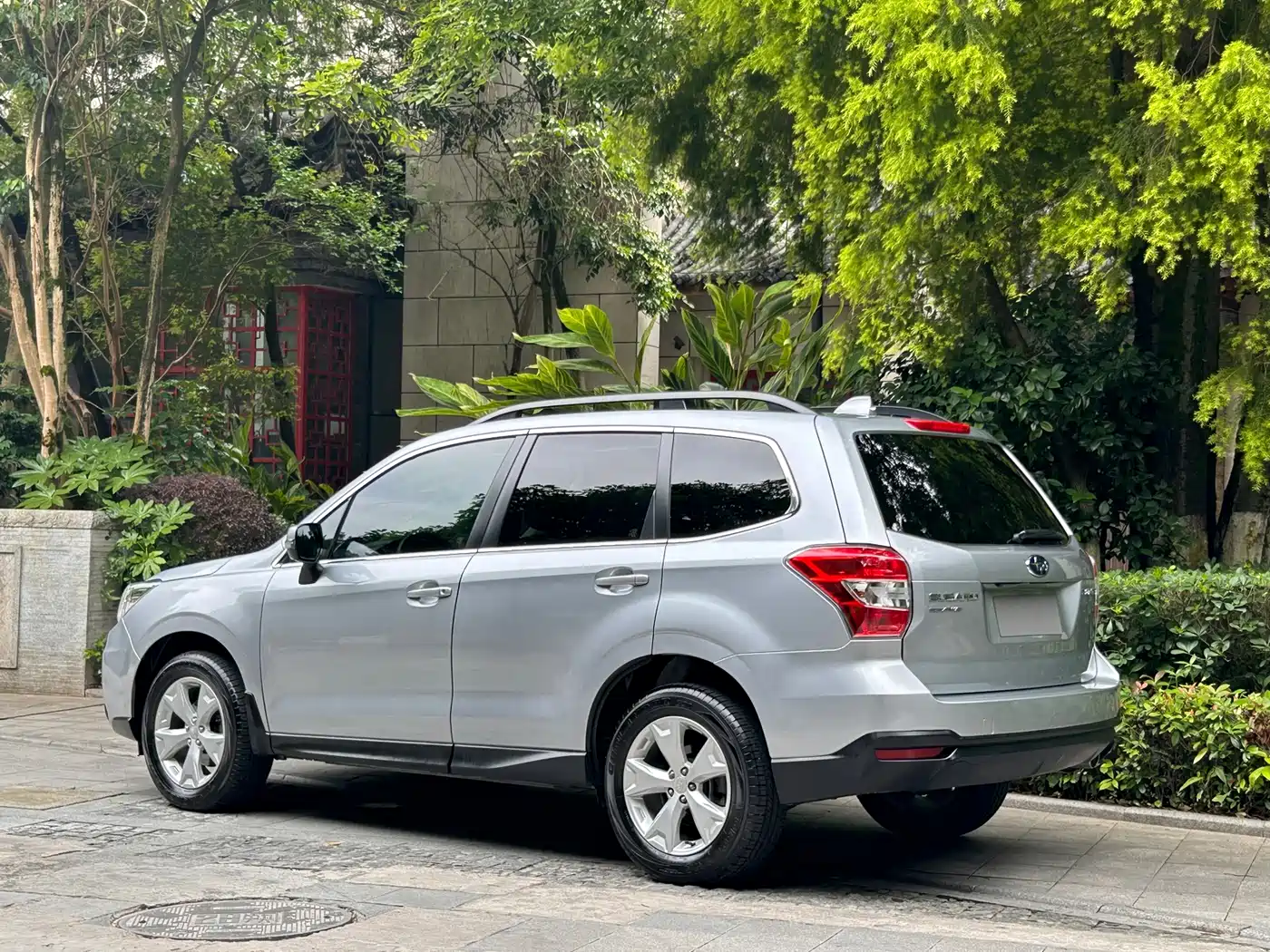 Subaru Forester 2013 2.5i Automatic Luxury Edition фото 14
