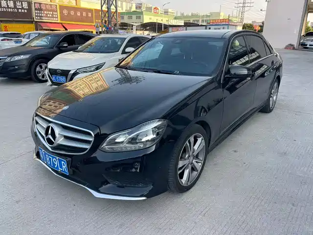 MERCEDES-BENZ E CLASS