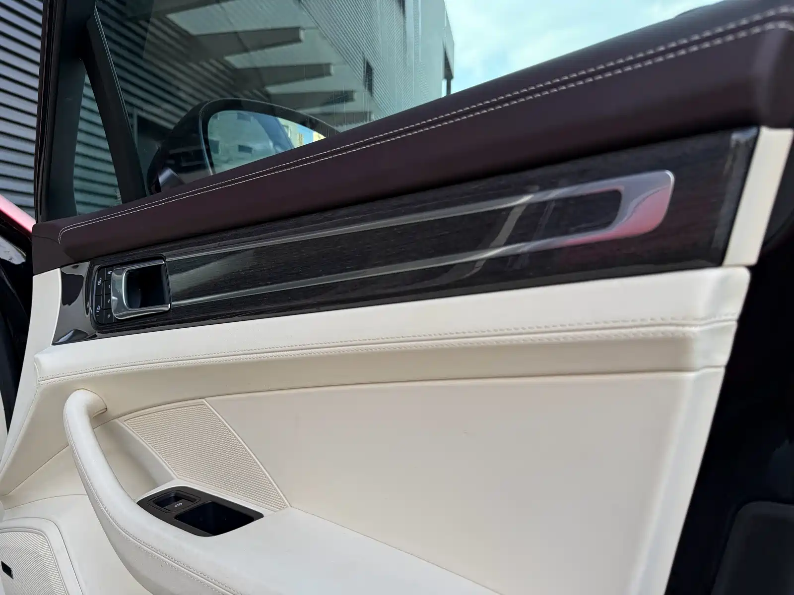 صورة 21 - Porsche Panamera New Energy