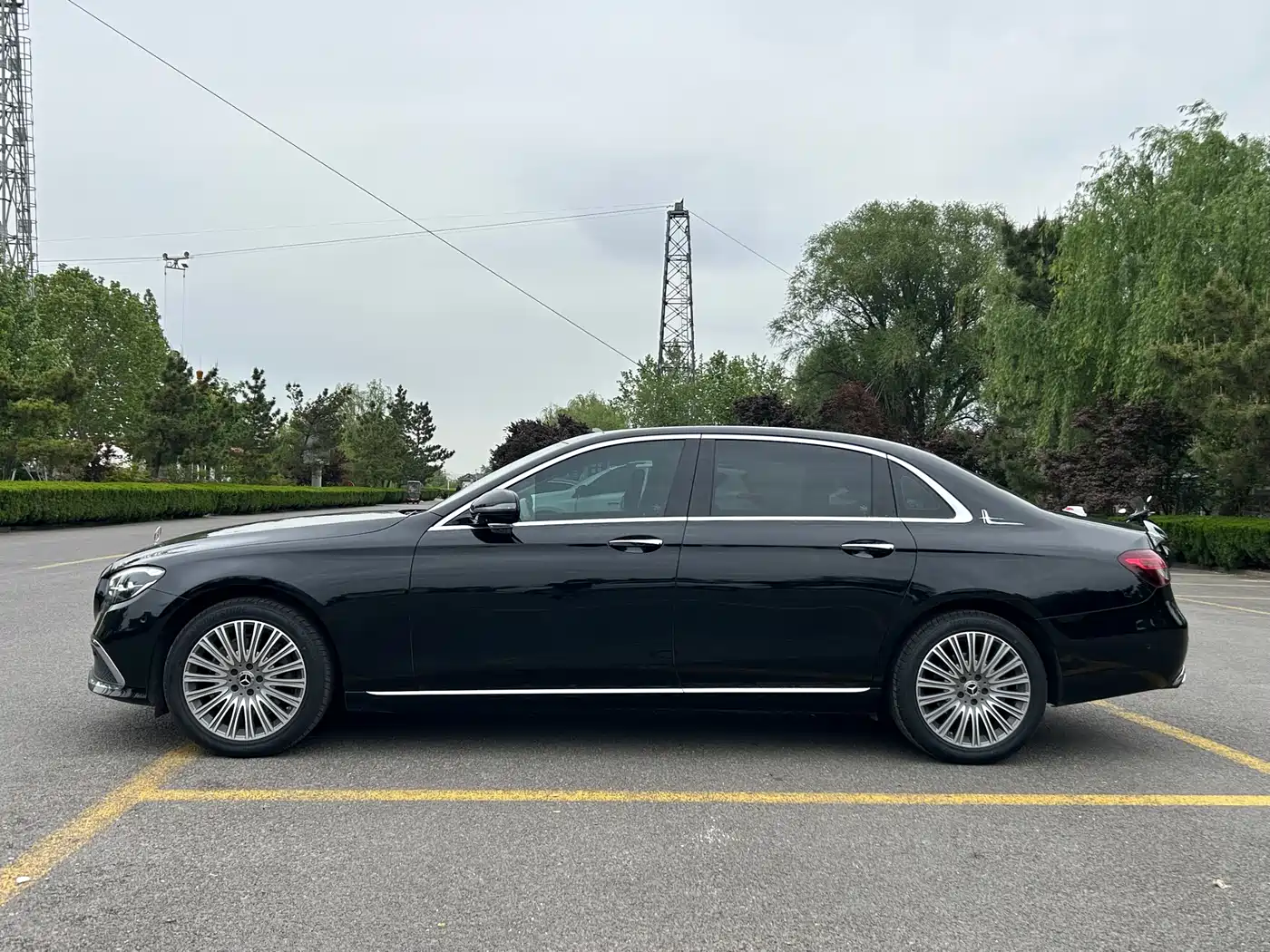 Mercedes-Benz E-Class 2021 E 300 L Fashion фото 4