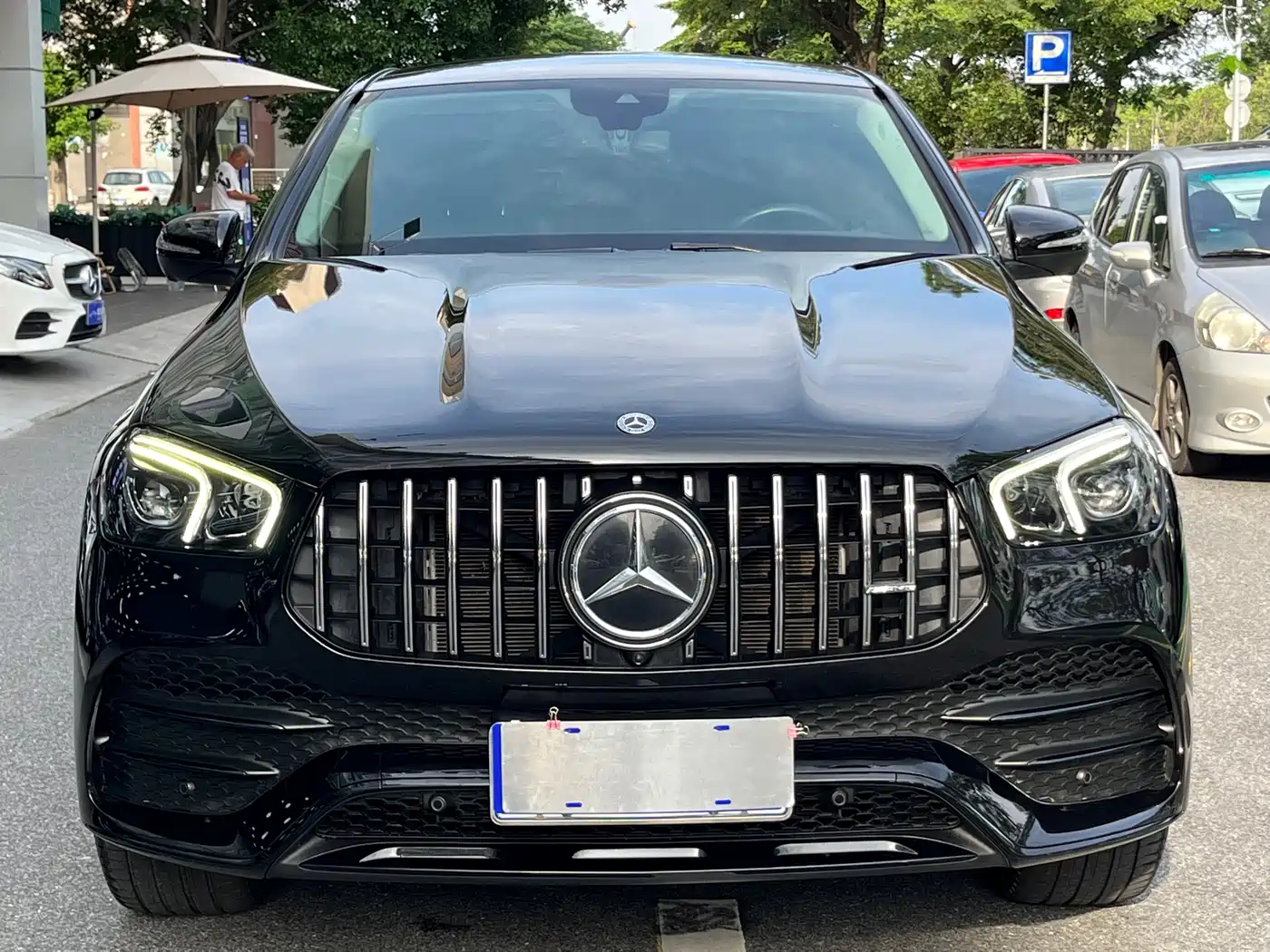 Mercedes-Benz GLE Coupe 2022 Facelift GLE 350 4MATIC Coupe SUV Luxury фото 2