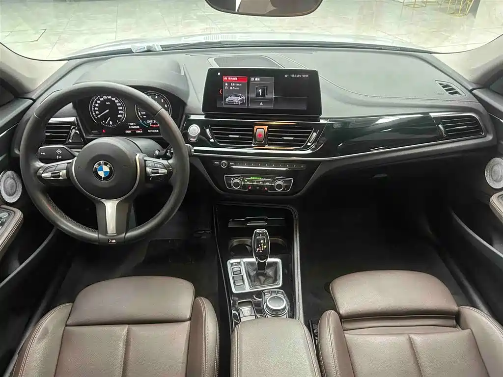 BMW 1 Series 2021 Facelift 120i M Sport Shadow Edition фото 2