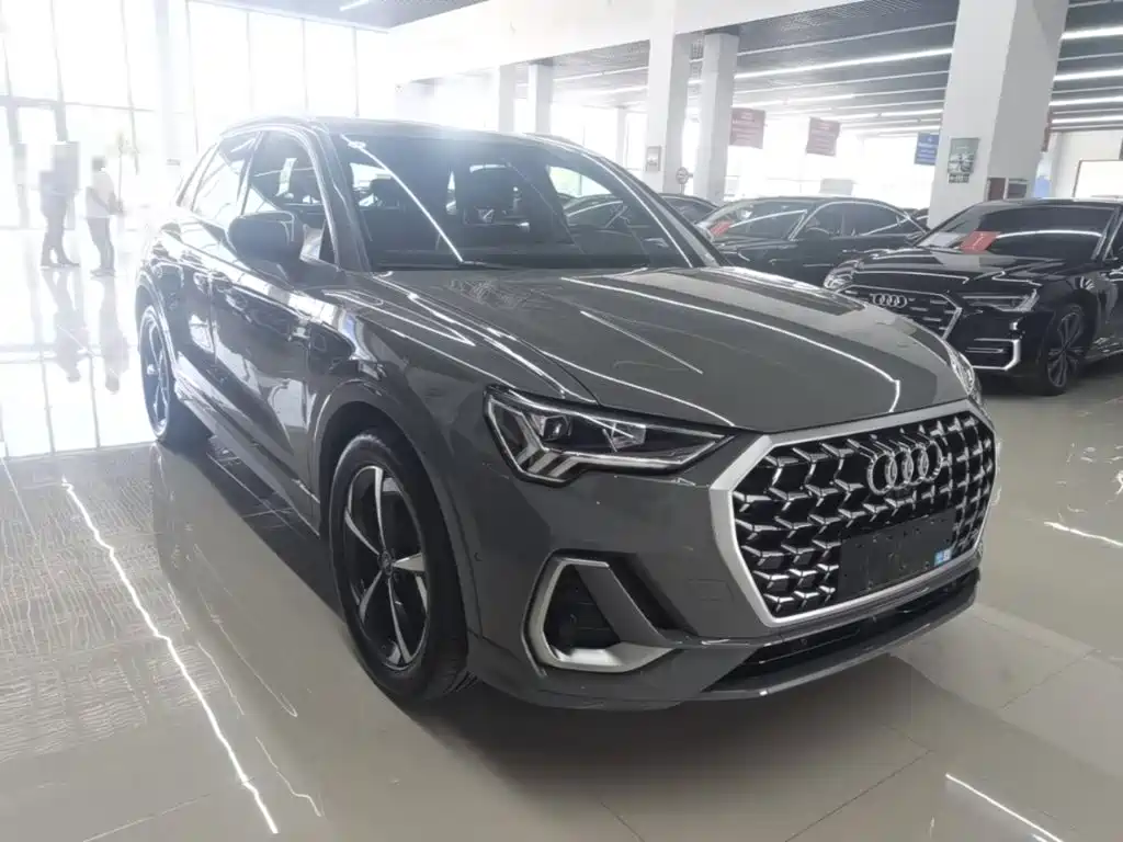 Audi Q3 2025 2025 quattro 45th Anniversary Edition 35TFSI Fashion Dynamic