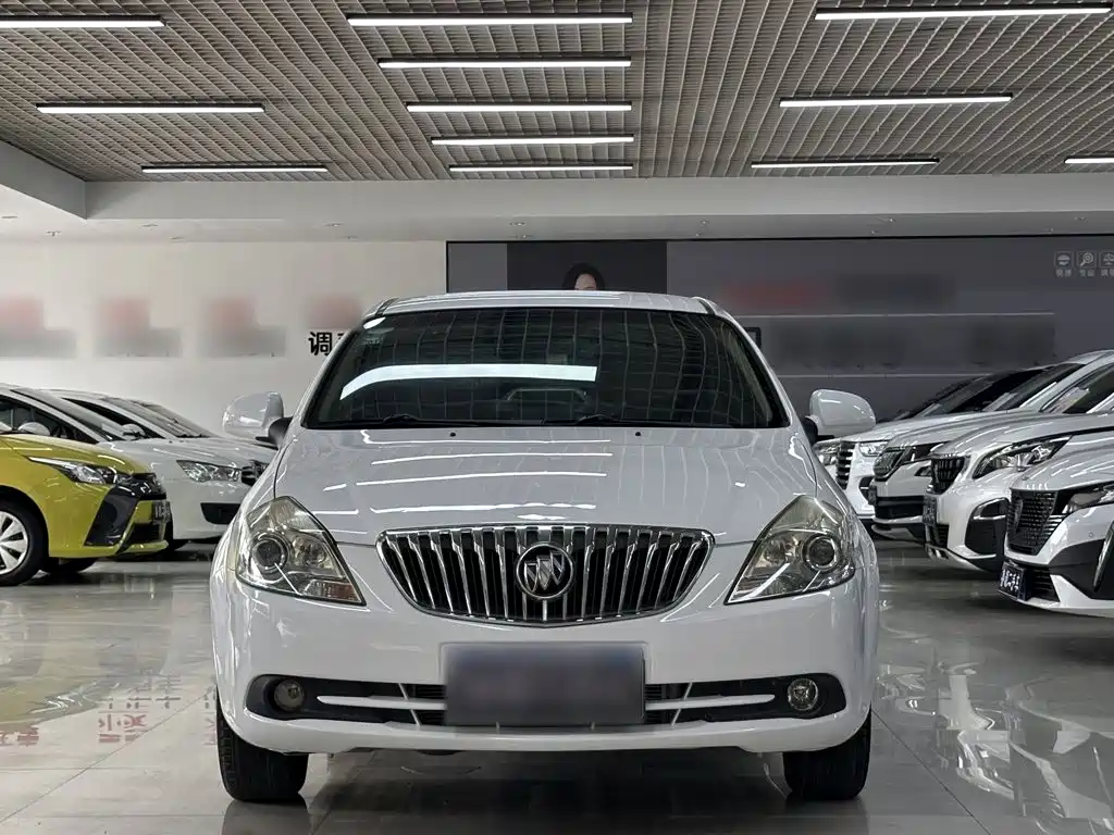 Фото 23 - Buick Excelle