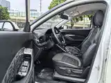 Photo 8 - Baojun RS-3