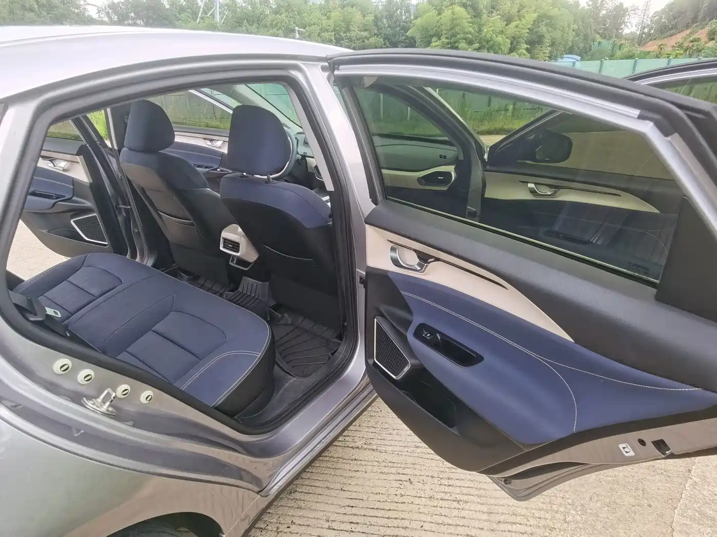 Photo 10 - Geely Geometry A
