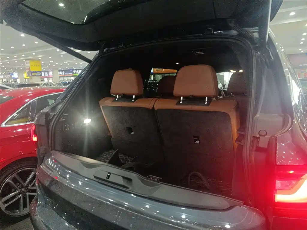 BMW X7 2022 xDrive40i Exclusive M Sport Package фото 19