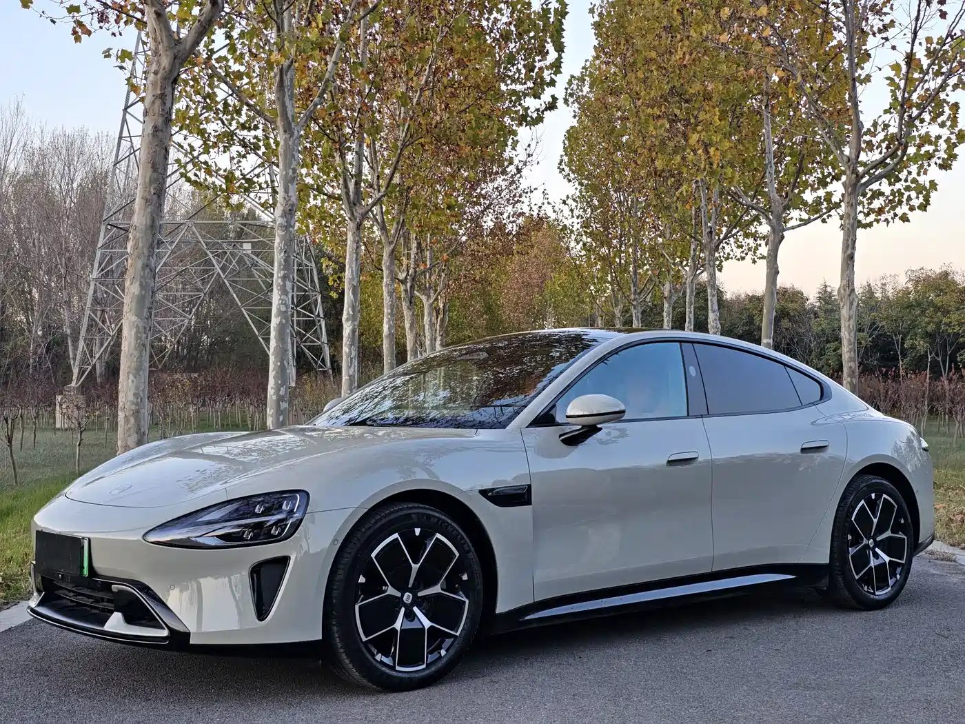 XIAOMI CAR XIAOMI SU7