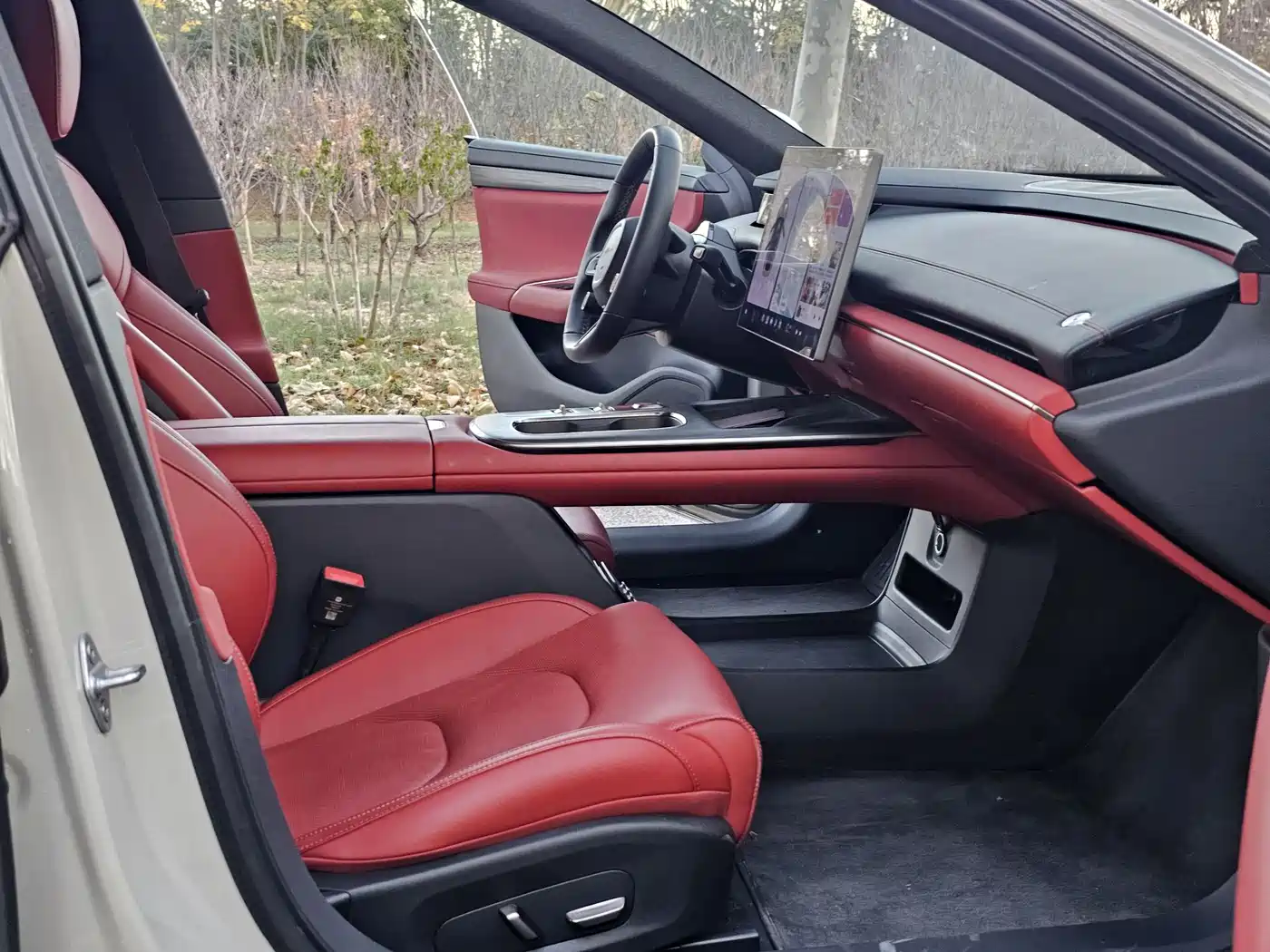 XIAOMI CAR XIAOMI SU7