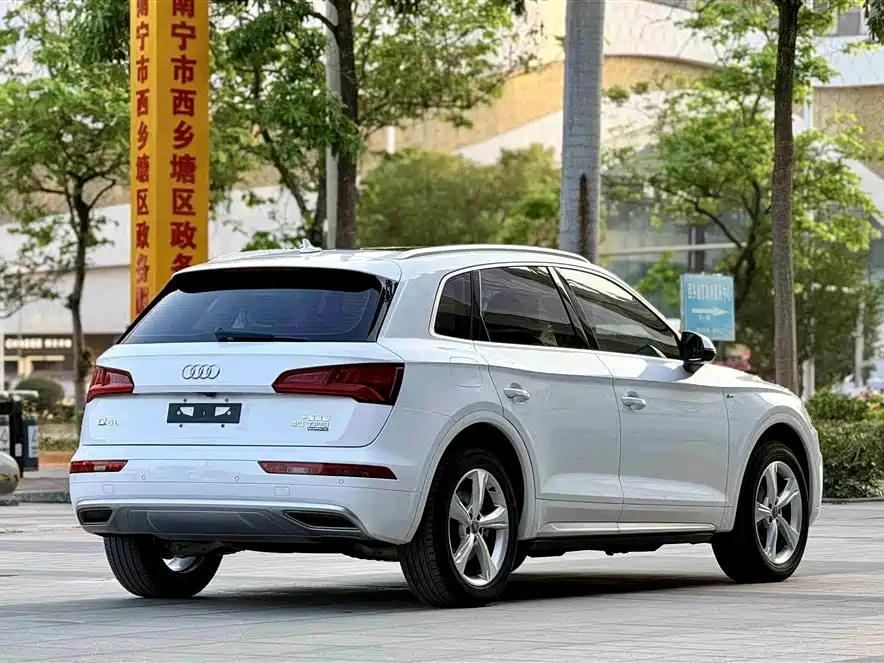 Audi Q5L 2018 40 TFSI Premium Progressive China VI фото 4