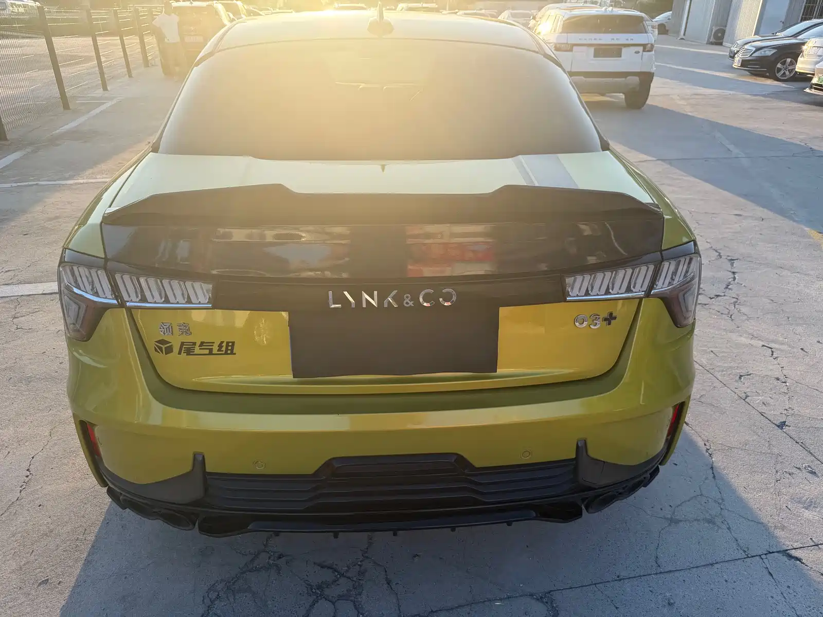 Photo 10 - Lynk & Co 03