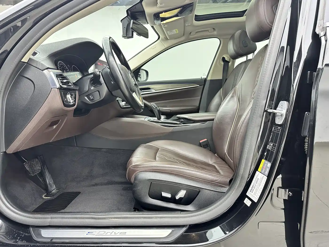BMW 5 Series New Energy 2019 Facelift 530Le Luxury Package фото 10