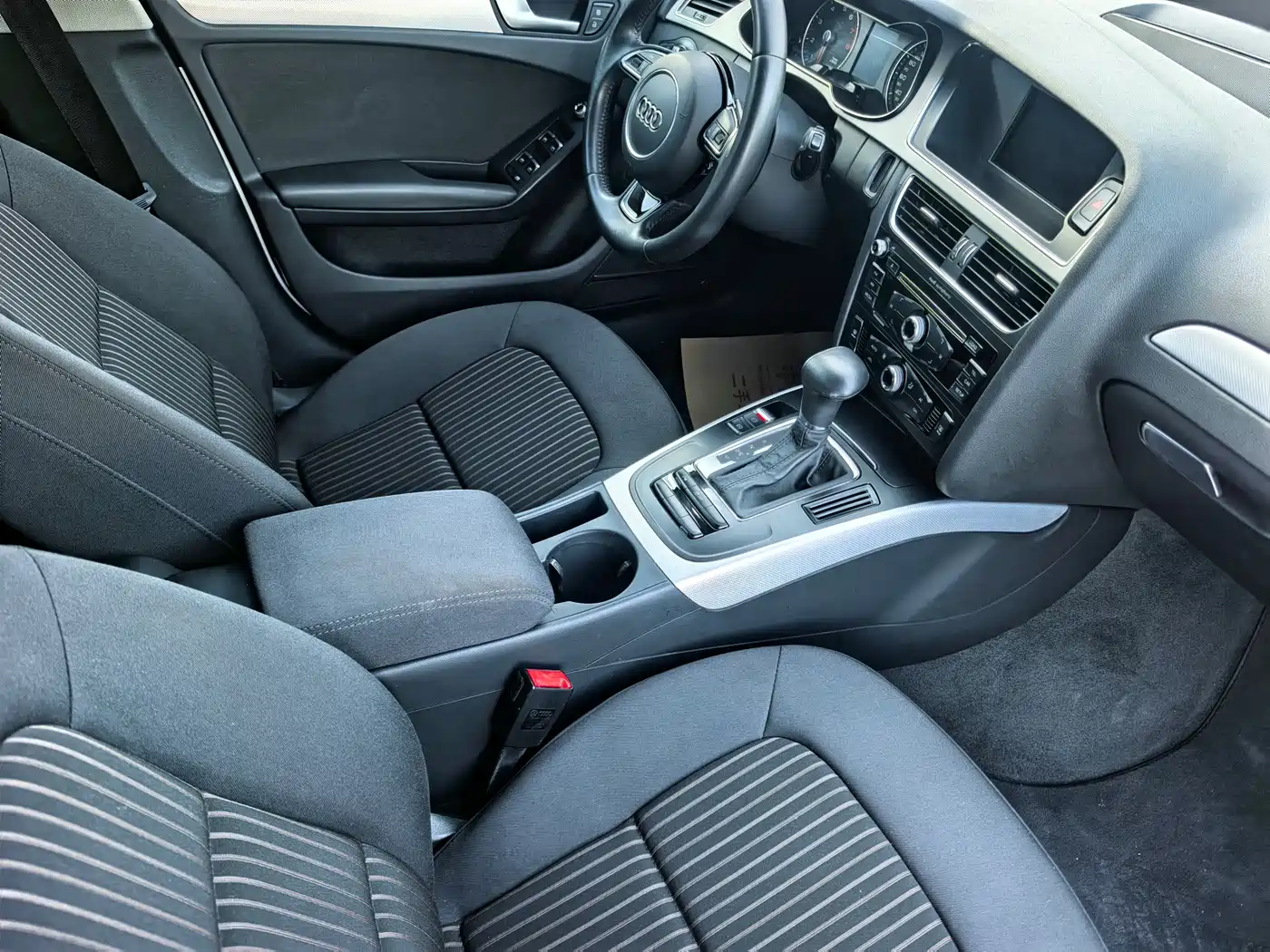 Audi A4L 2013 35 TFSI Automatic Standard фото 5
