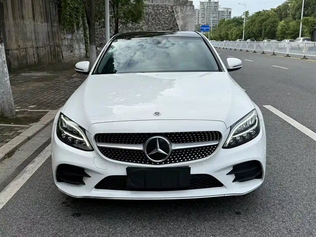 Mercedes-Benz C-Class 2020 Facelift C 260 L Sport фото 3