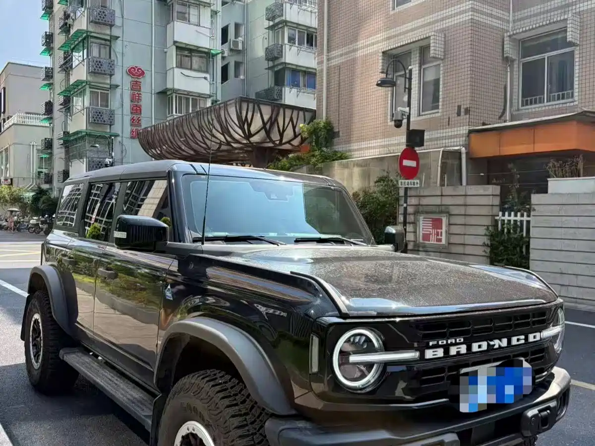 Ford Bronco 2025 2026 2.3T Black Diamond