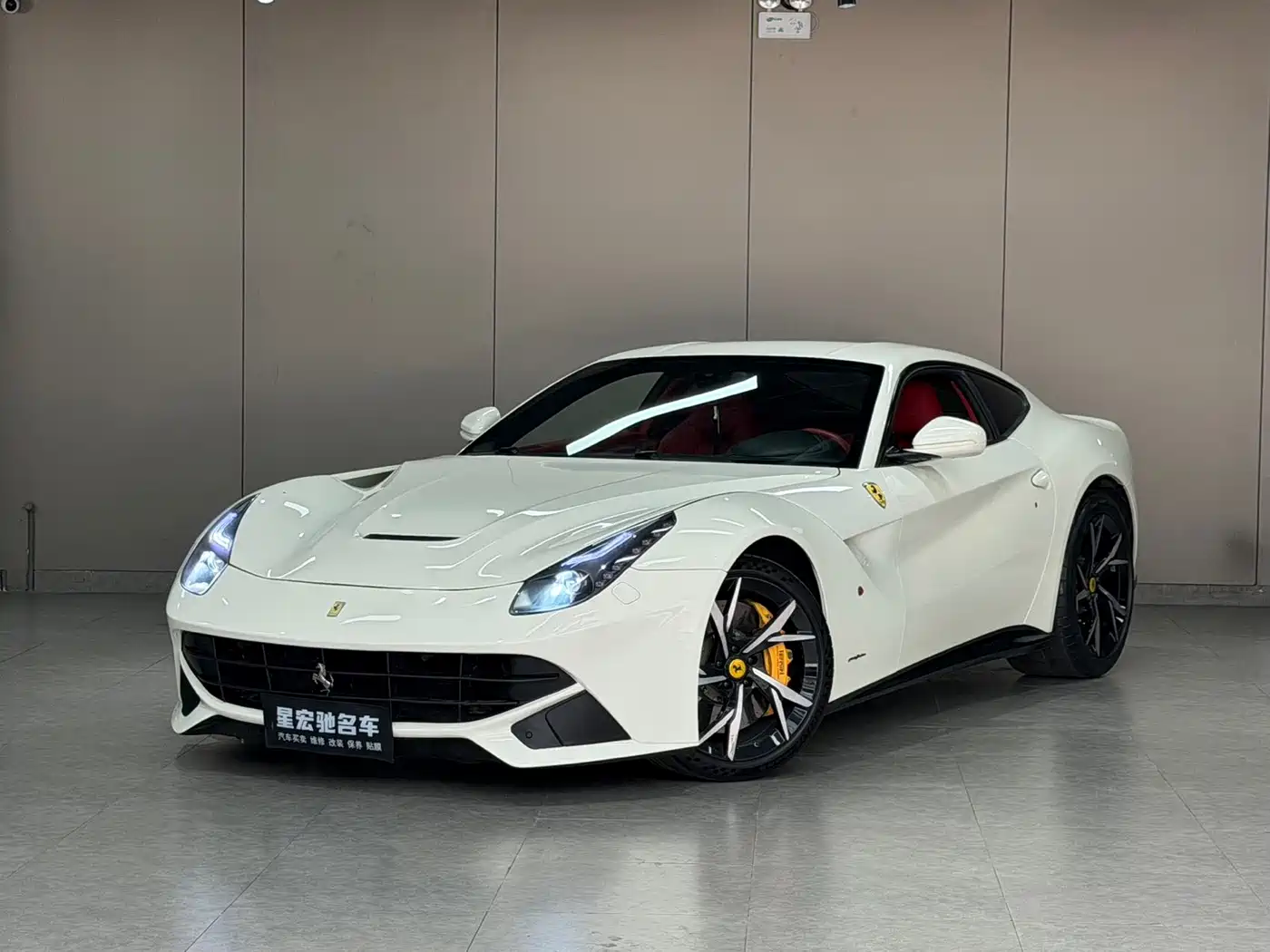 Ferrari F12berlinetta 2013 2013 6.3L Standard