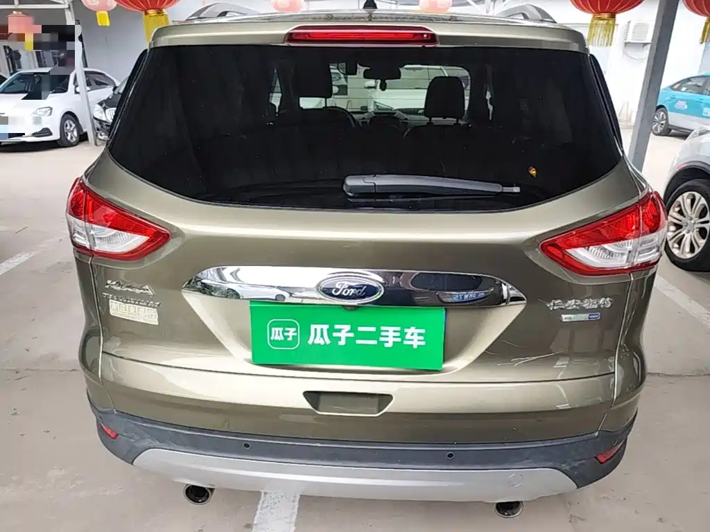 Фото 4 - Ford Kuga