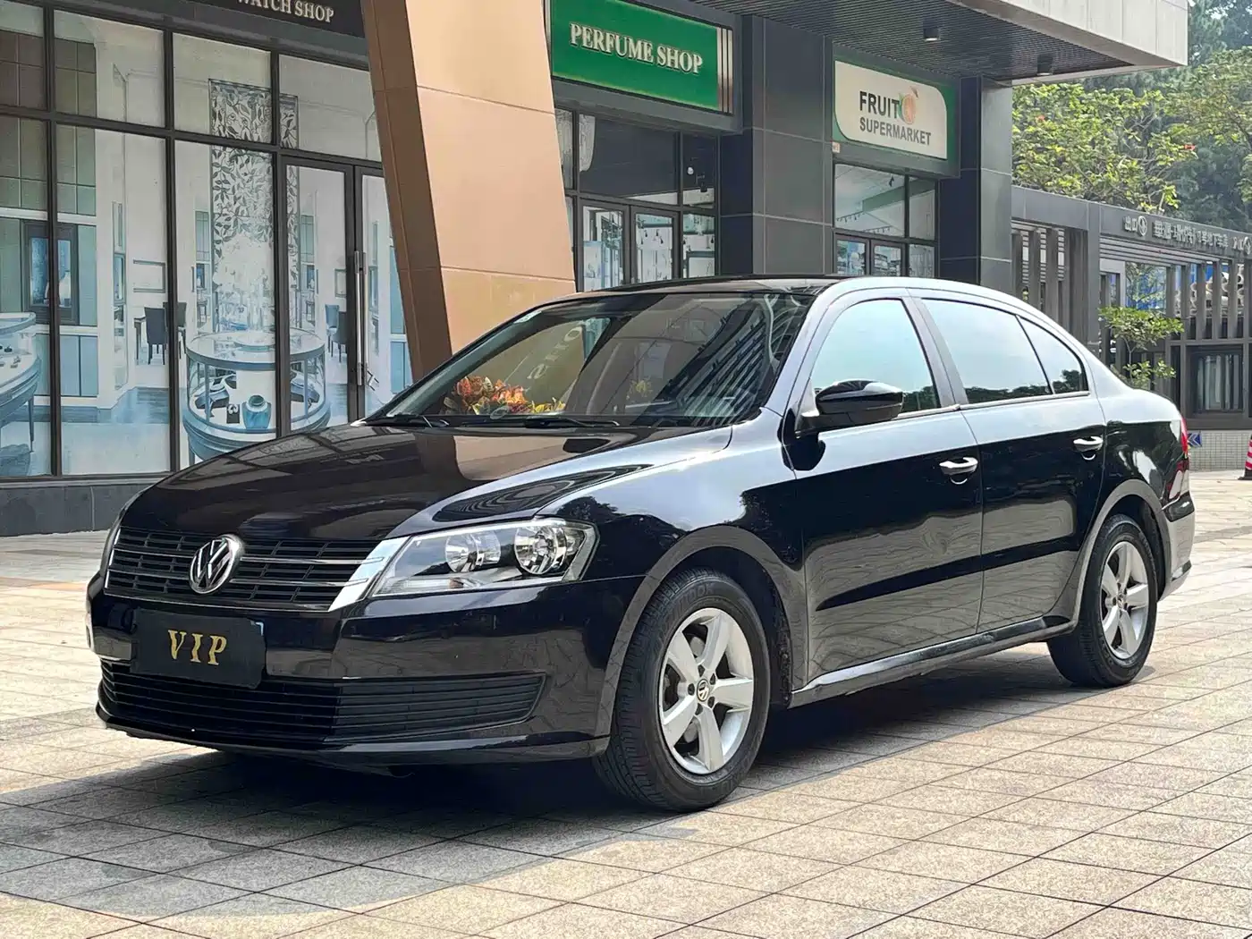 Volkswagen Lavida 2013 Facelift Classic 1.6L Automatic Trend
