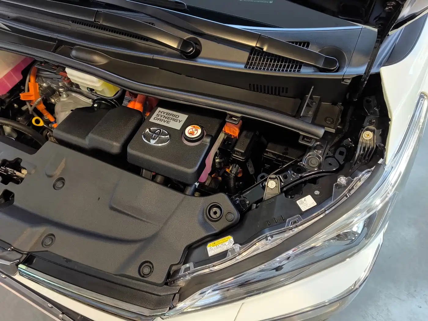 Toyota Vellfire 2021 Crown Hybrid 2.5L HV Supreme Edition фото 29