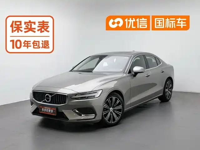 Volvo S60 2020 T4 Momentum Luxury Edition — фото 1