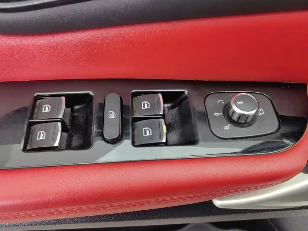 Haval H1 2017 2016 Facelift Blue Label 1.5L AMT Luxury