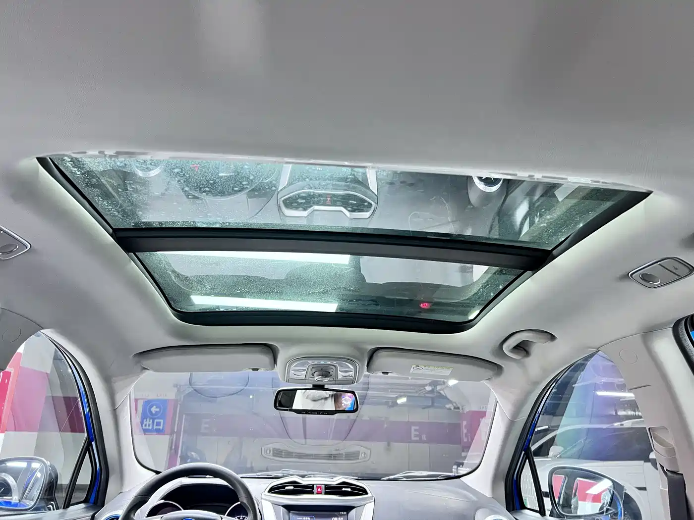 BYD Yuan New Energy 2018 EV360 Smart Connected Cool Edition фото 10