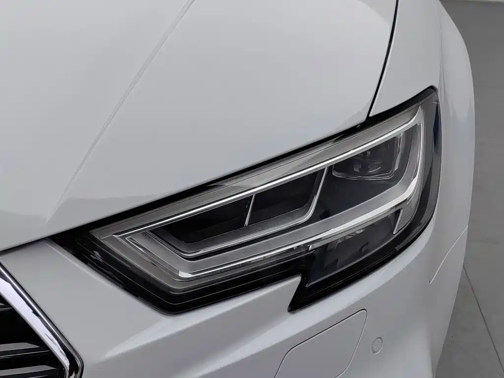 Фото 7 - Audi A3