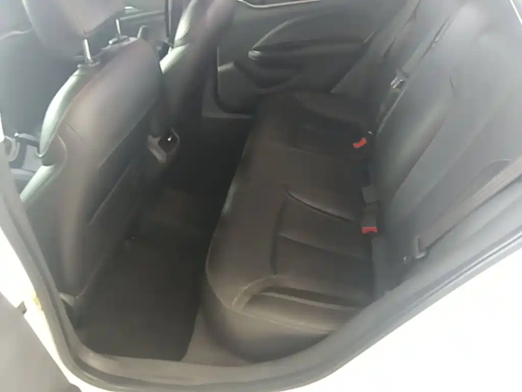 Фото 17 - Buick Excelle