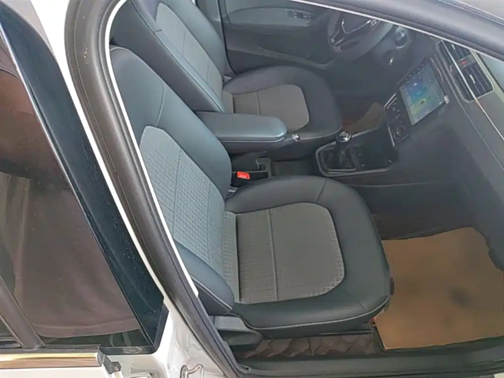 Volkswagen Santana 2019 1.5L Manual Comfort Edition China VI фото 25