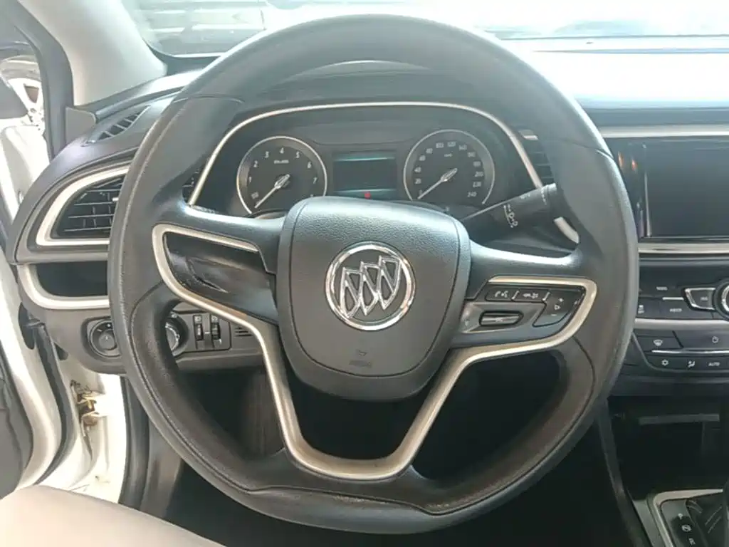 Фото 11 - Buick Excelle