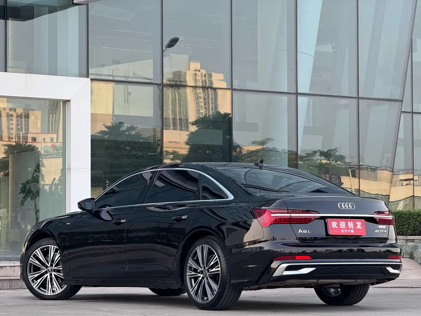 Audi A6L 2024 45 TFSI Premium Dynamic фото 6