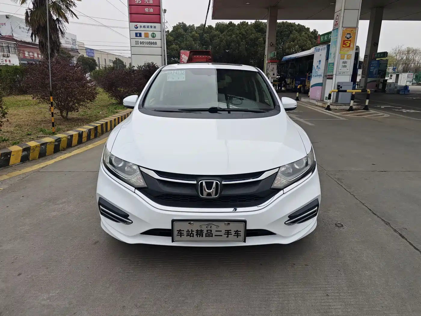 Honda Jade 2018 2017 1.8L Automatic Comfort Edition 5-seater