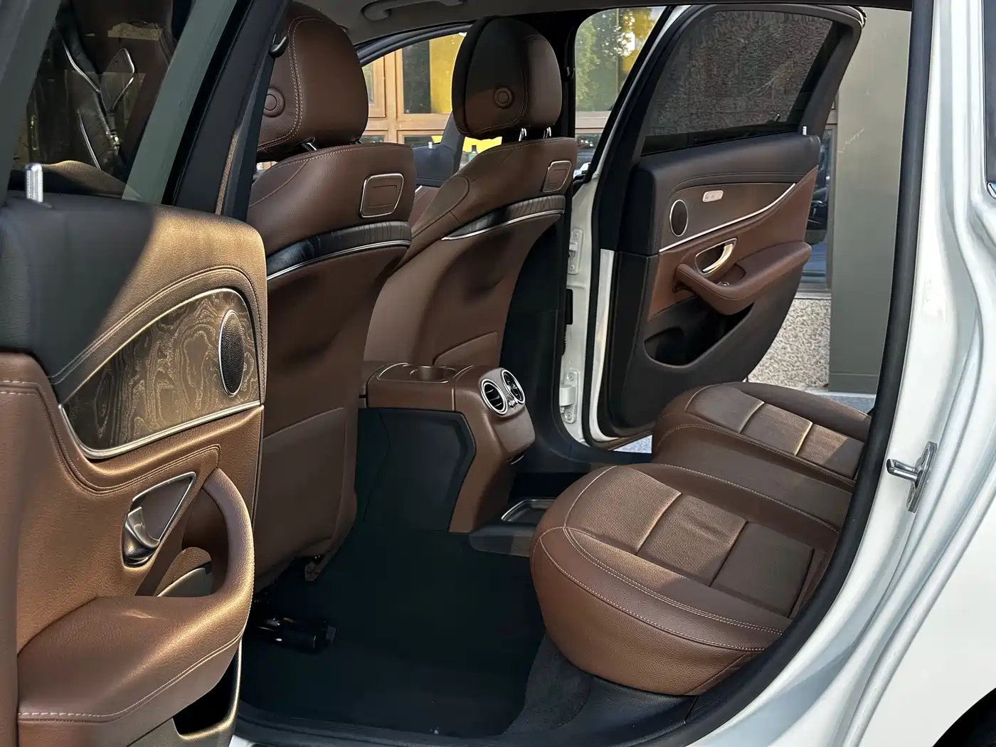 Mercedes-Benz E-Class 2018 E 200 L Sport фото 16