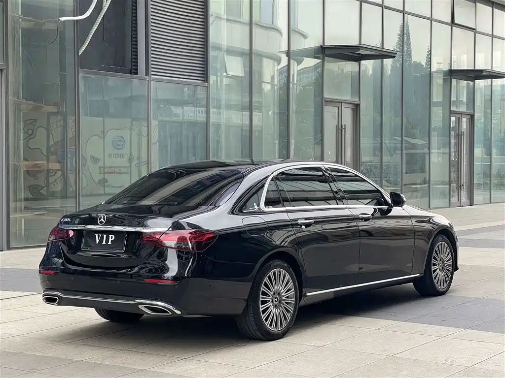 Mercedes-Benz E-Class 2022 E 300 L Luxury фото 6