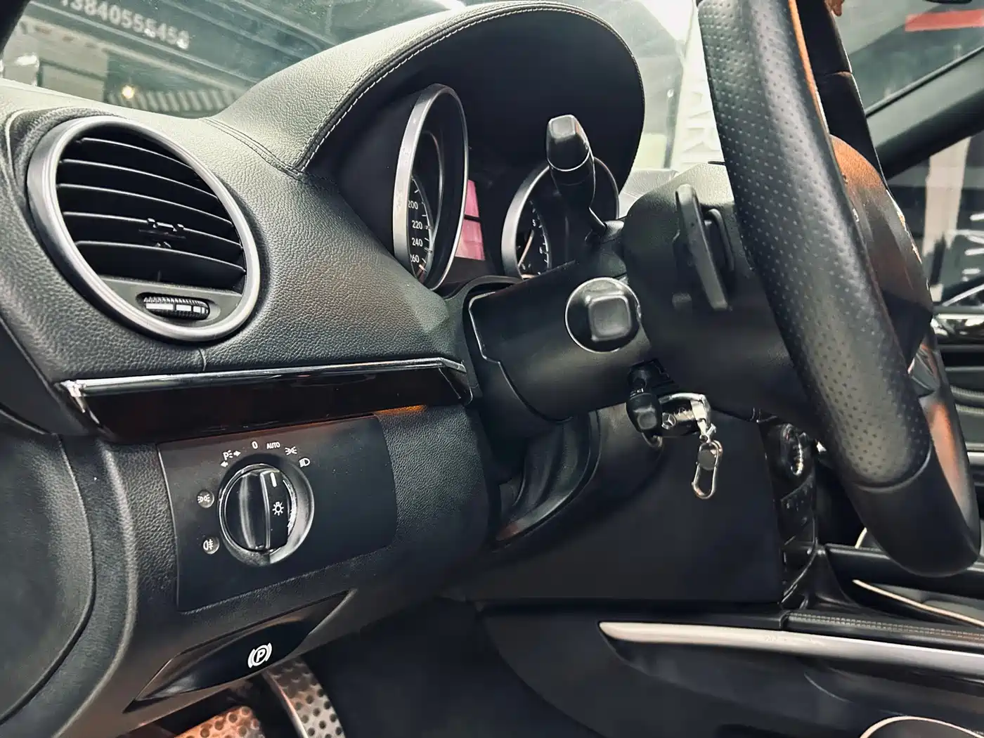 Mercedes-Benz M-Class 2010 ML 350 4MATIC Luxury Special Edition фото 27
