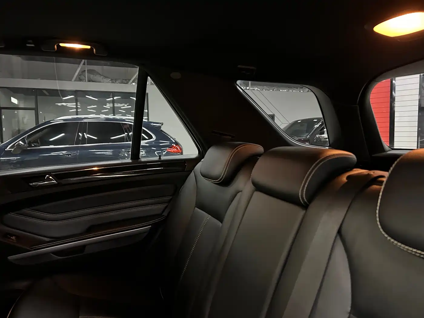 Mercedes-Benz M-Class 2010 ML 350 4MATIC Luxury Special Edition фото 28