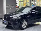 Photo 6 - Jaguar F-PACE