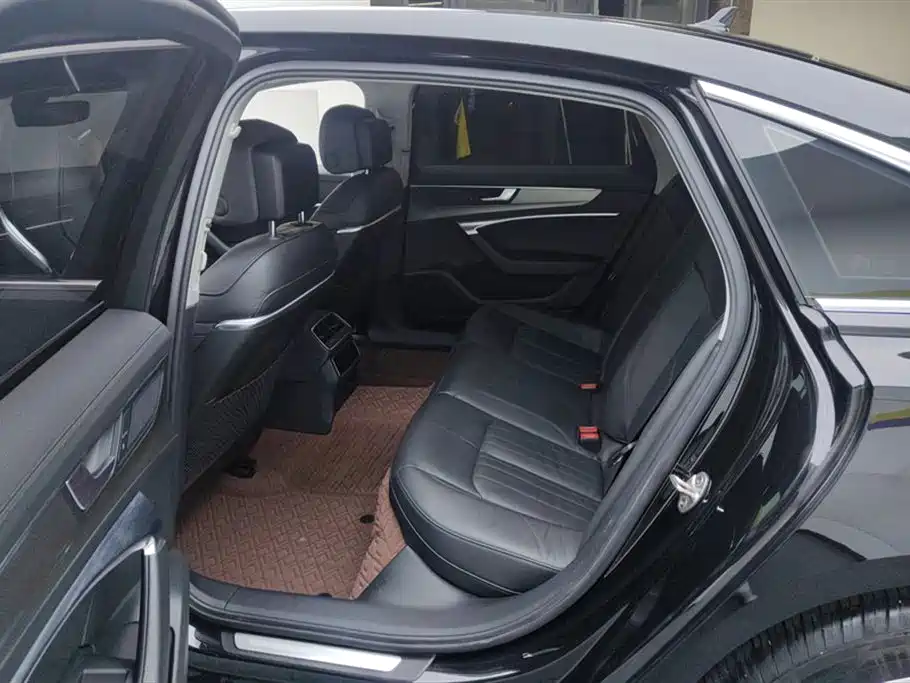 Audi A6L 2019 45 TFSI Premium Elegance фото 11