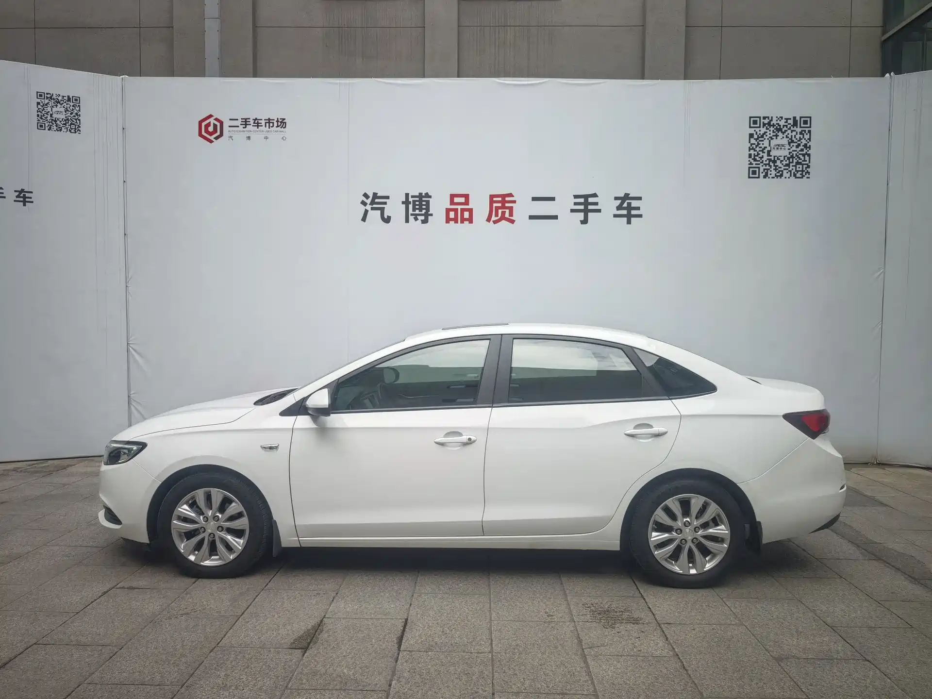 Фото 4 - Buick Excelle