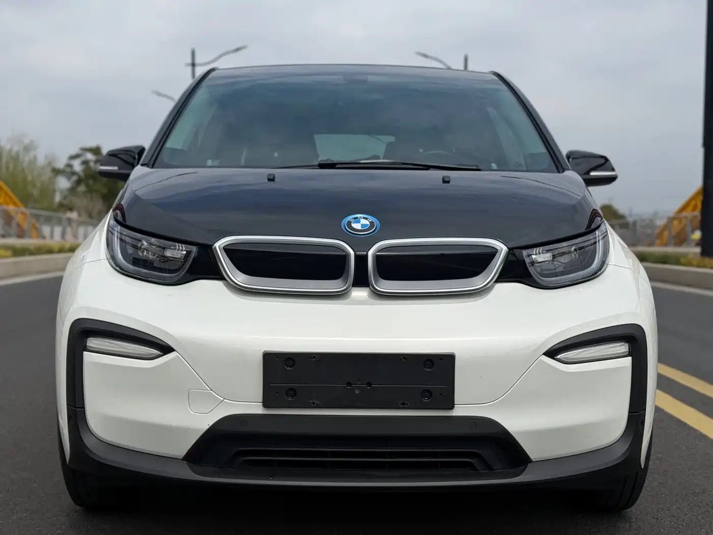 BMW I3
