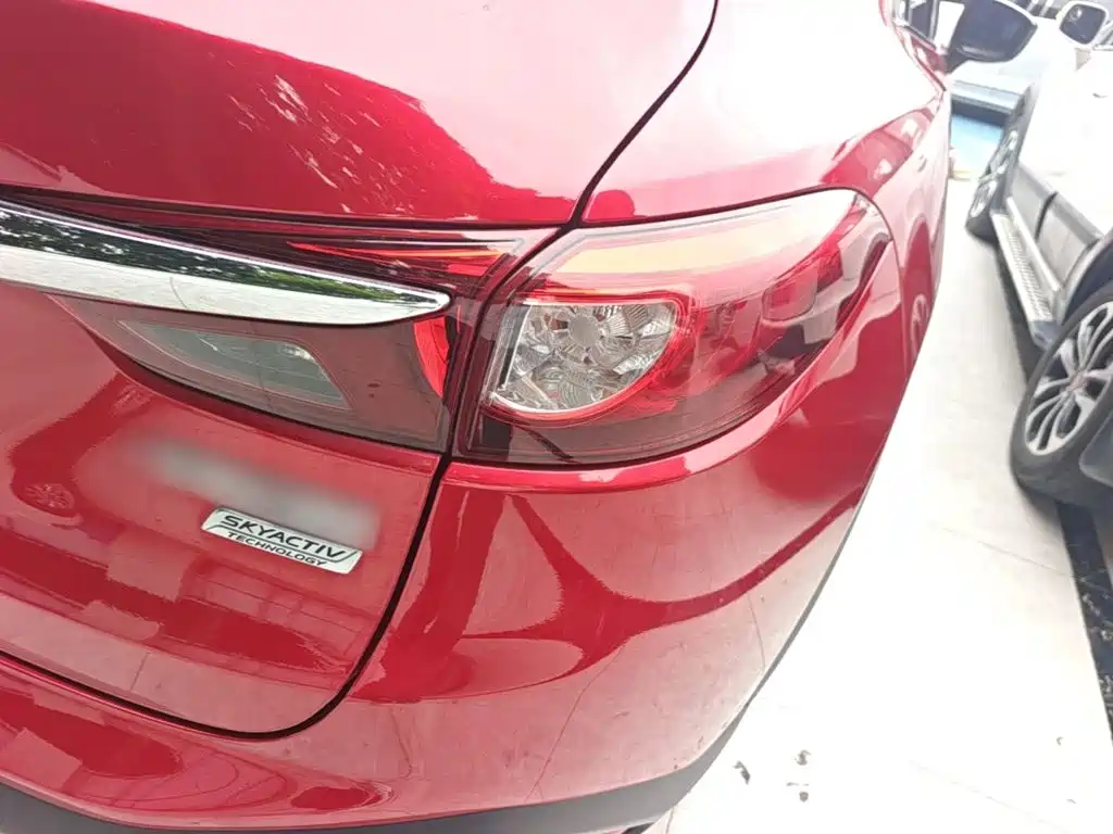 Mazda CX-4 2017 2016 2.0L Automatic 2WD Skyactiv Premium Edition