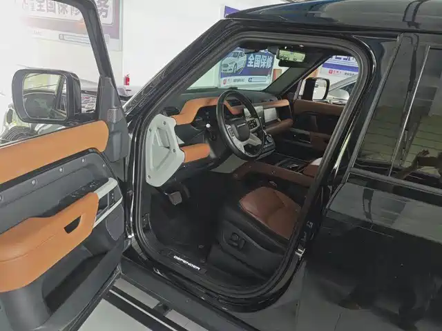 Land Rover Defender 2024 110 3.0T P400 X-DYNAMIC HSE — фото 5