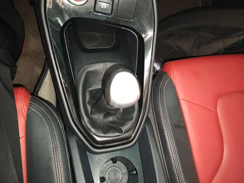 Haval H2s 2017 2017 Blue Label 1.5T Manual Comfort
