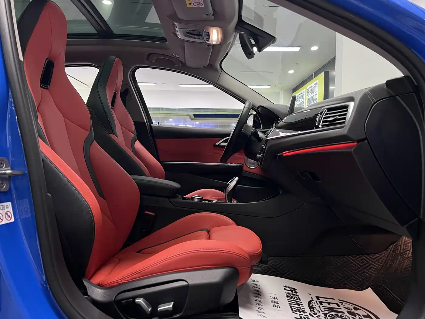 BMW 1 Series 2021 125i M Sport Black Night Edition фото 15