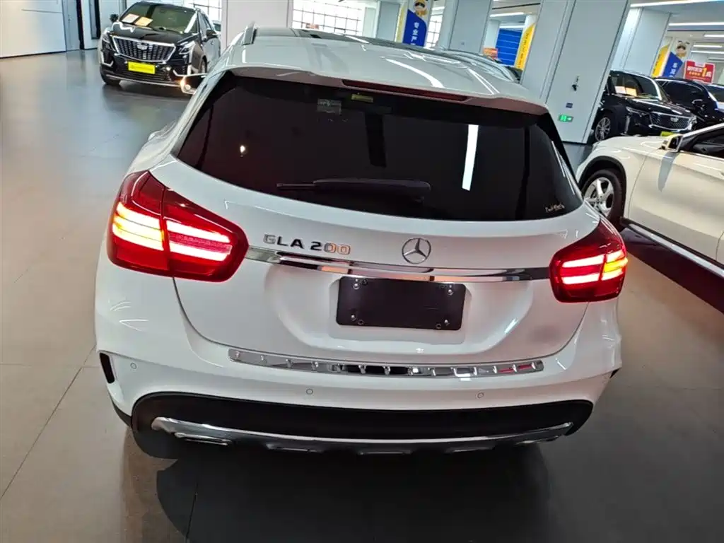 Mercedes-Benz GLA 2019 GLA 200 Fashion фото 6