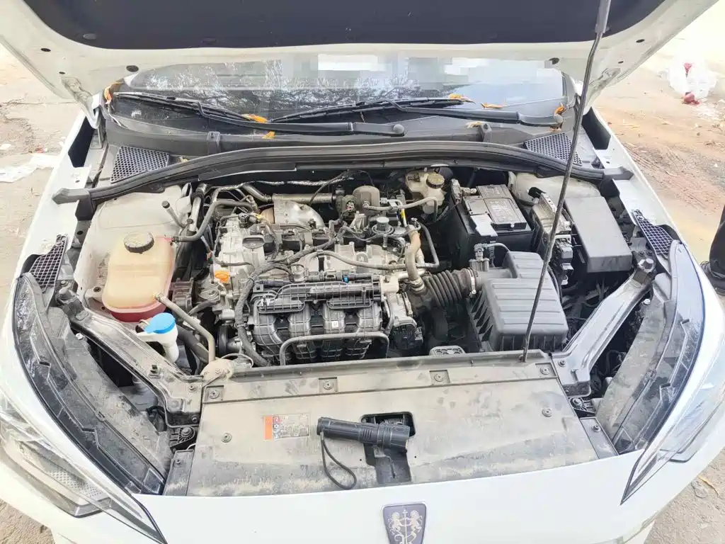 Roewe i5 2025 2023 1.5L CVT Luxury Edition