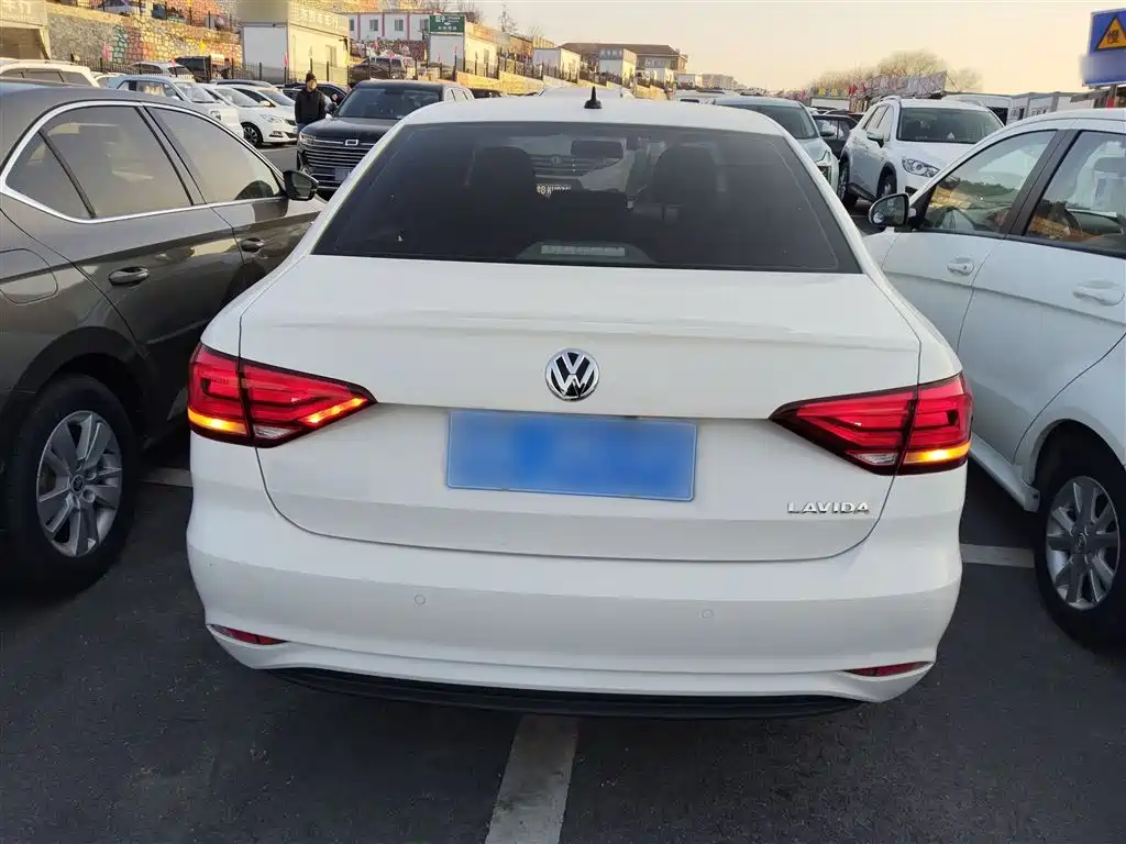 Volkswagen Lavida 2019 Lavida Start 1.5L Auto Trend (China VI) фото 6