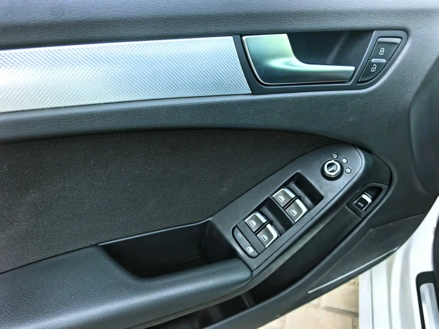 Audi A4L 2013 35 TFSI Automatic Standard фото 9