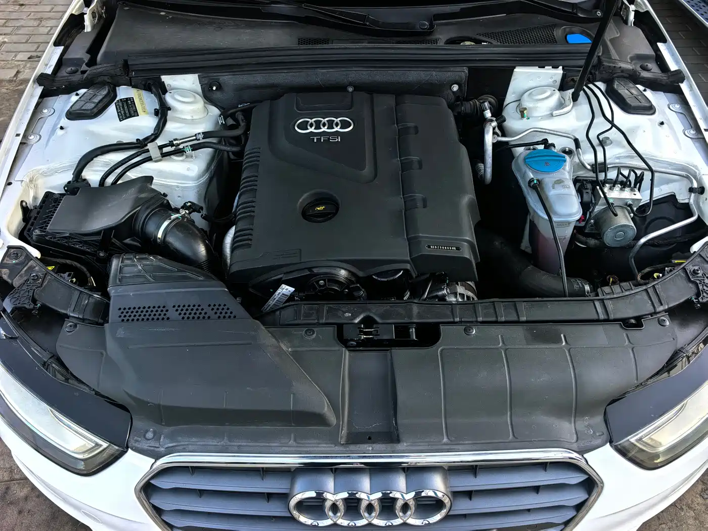 Audi A4L 2013 35 TFSI Automatic Standard фото 10