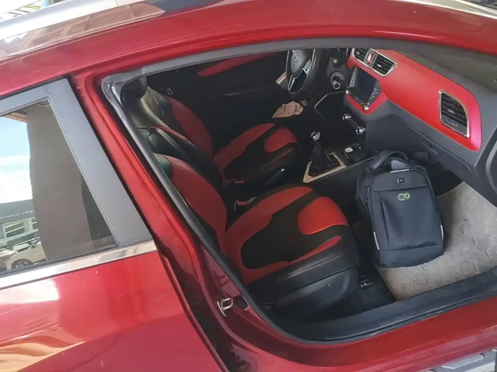 JAC Motors Refine S2 2016 2015 1.5L Manual Luxury Smart